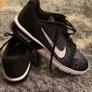 Nike AirMax women’s size 9.5
